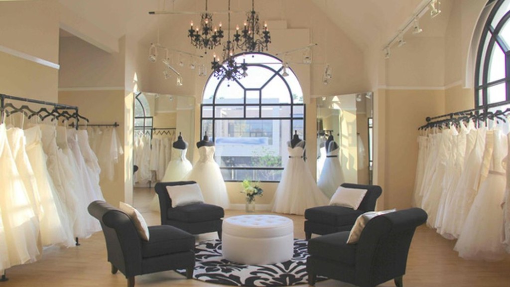 Della Curva Bridal Salon