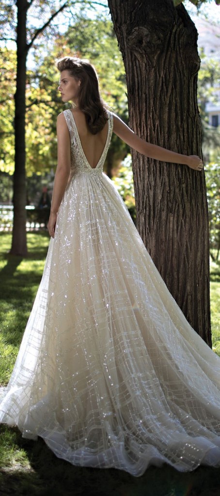 10 low back wedding dresses brides must love 10
