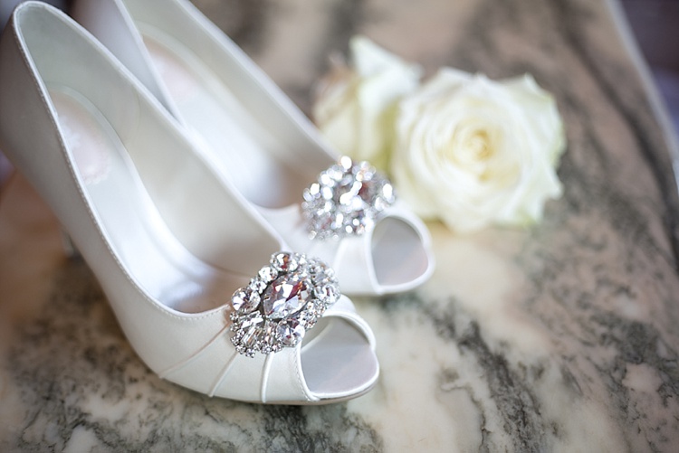 stunning bridal shoes