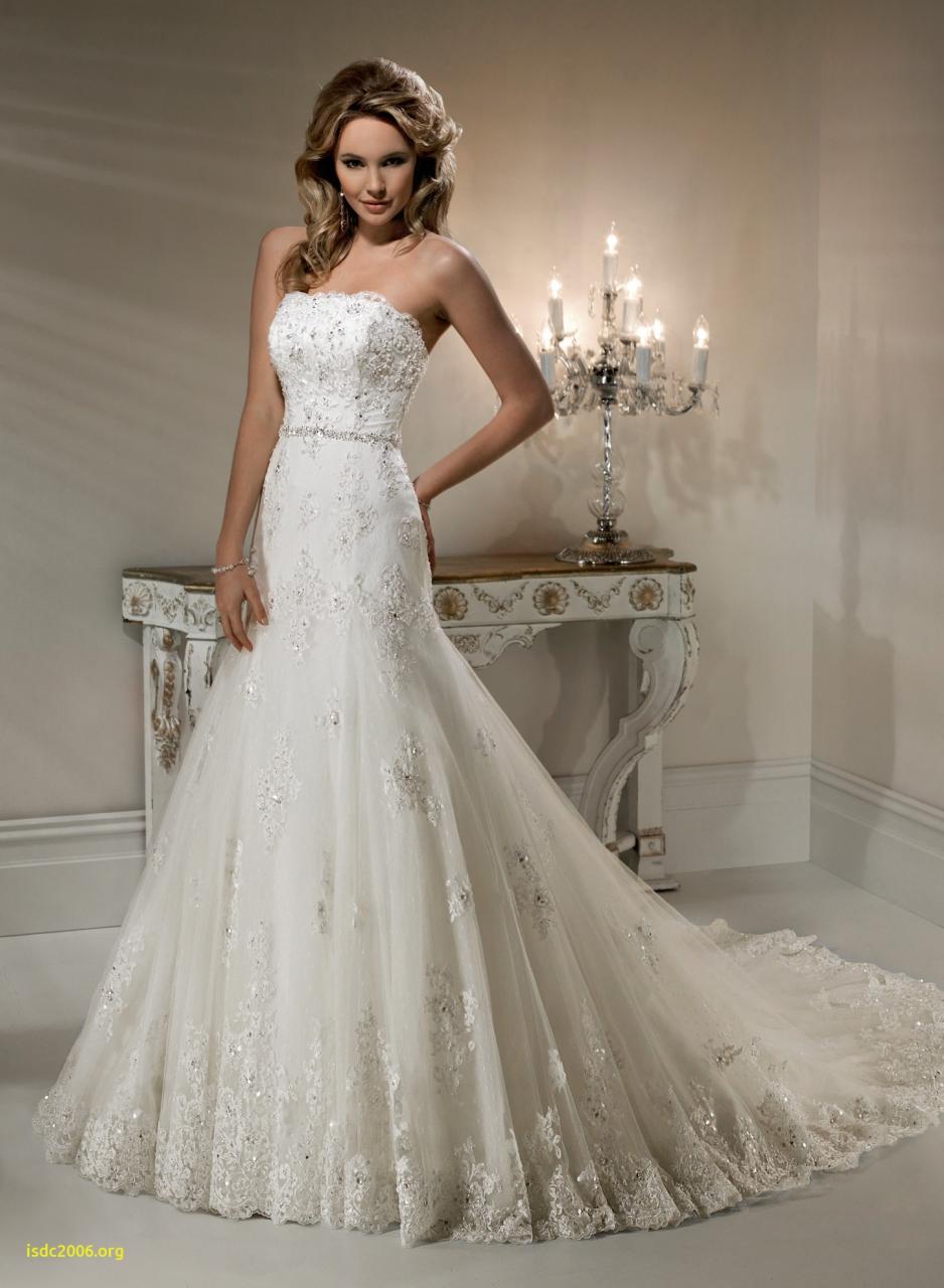 Plus size lace wedding dresses ideas Guide to ing Beautiful Coloured Wedding Dresses Plus Size