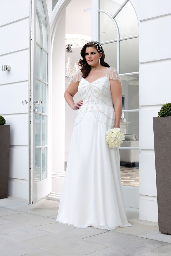 New Sonsie collection from Veromia makes plus-size brides feel amazing 