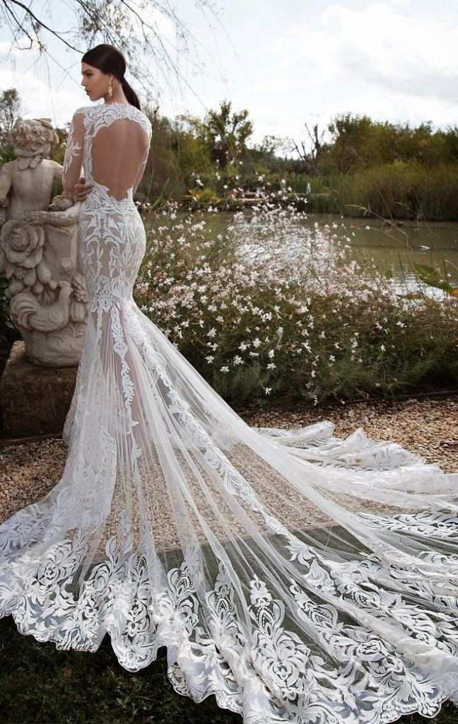 Low Back Wedding Dress Is Extremely Sexy