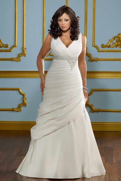 10 simple plus size wedding dresses 09