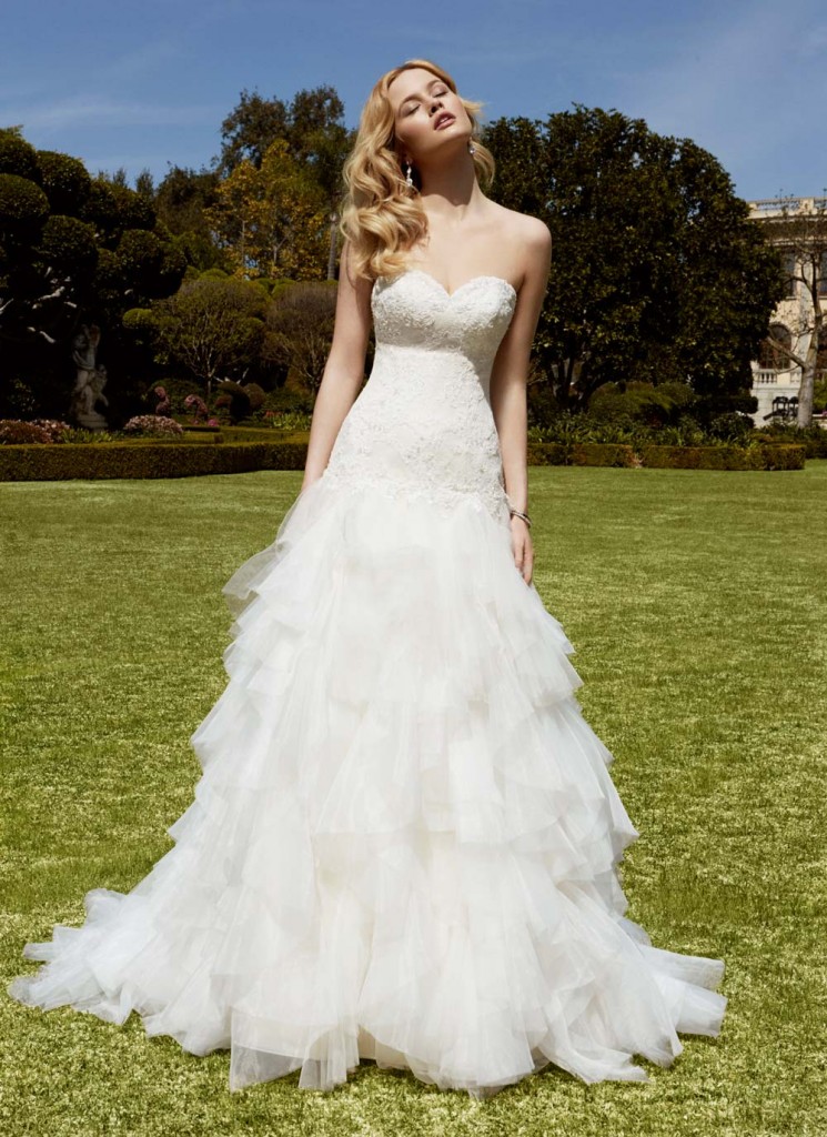 Top10 sexy tiered wedding dresses 04
