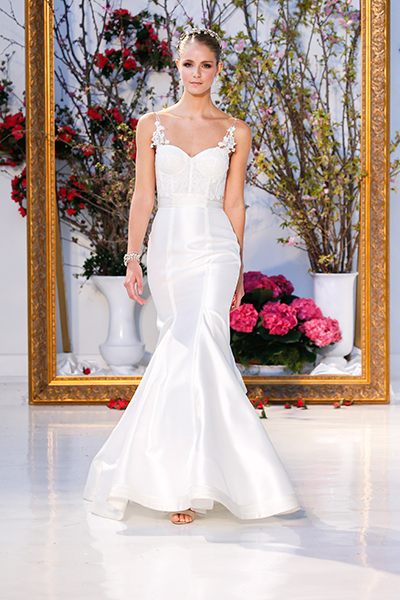 Sweetheart neckline wedding dresses for elegant bride 04