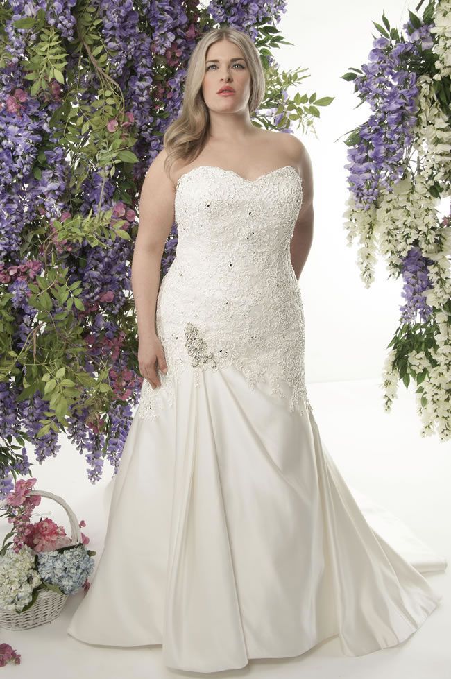 CURVY BRIDES NOW HAVE MORE CHOICE FOR PLUS-SIZE WEDDING DRESSES - Plus ...