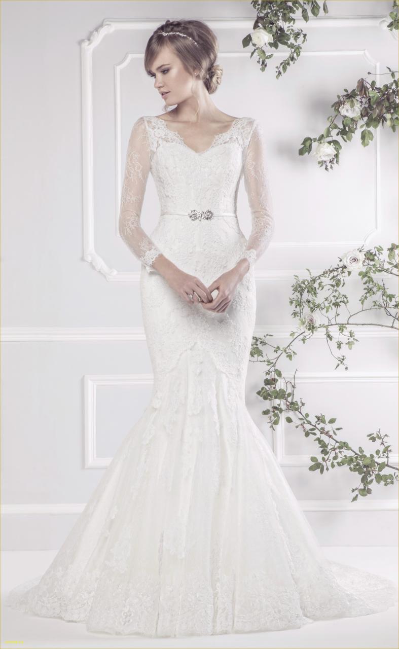 lihi hod 2018 bridal sleeveless halter jewel neck full embellishment elegant sheath wedding dress keyhole back